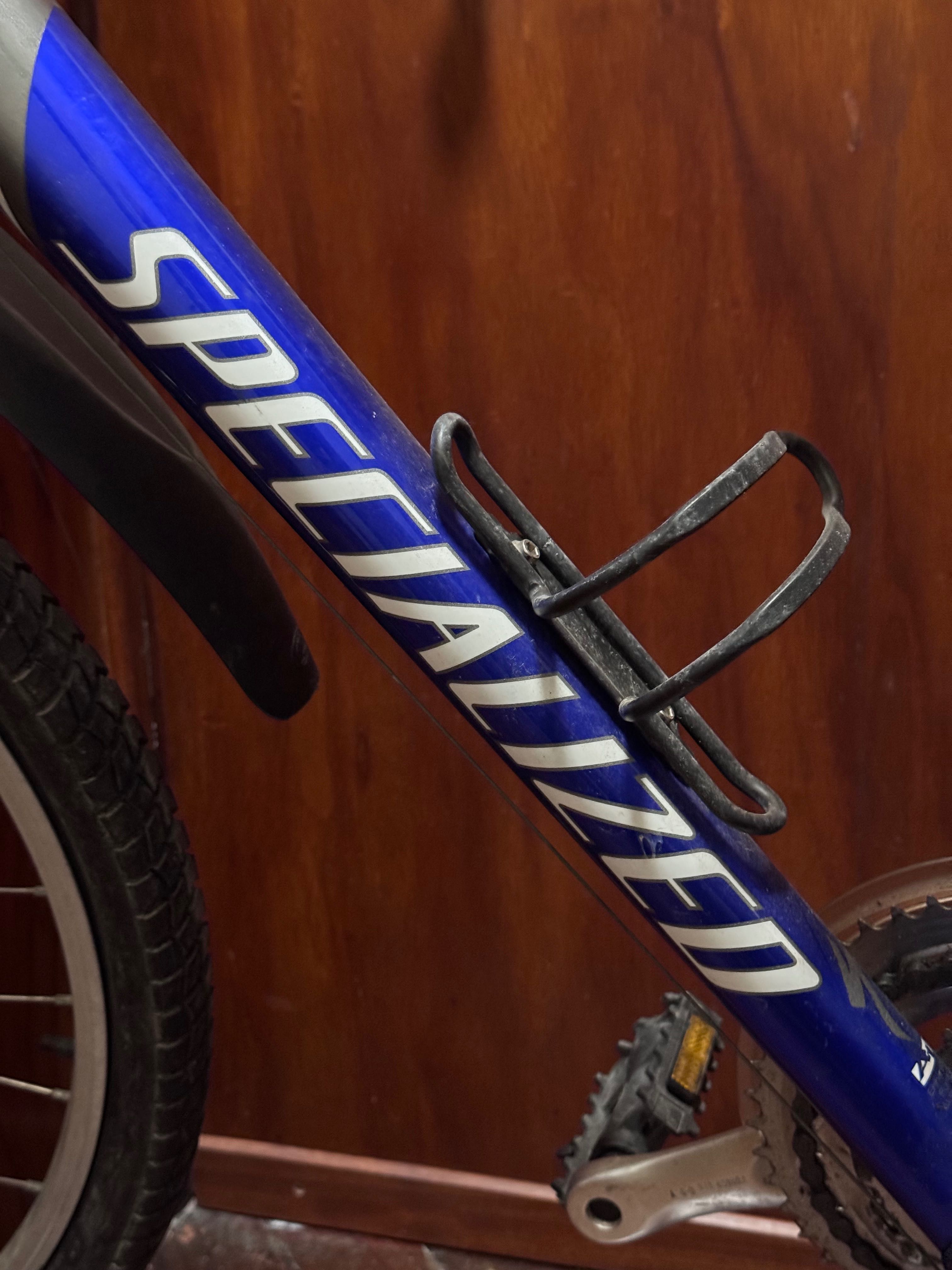 Bicicleta Specialized Expedition com muitos extras