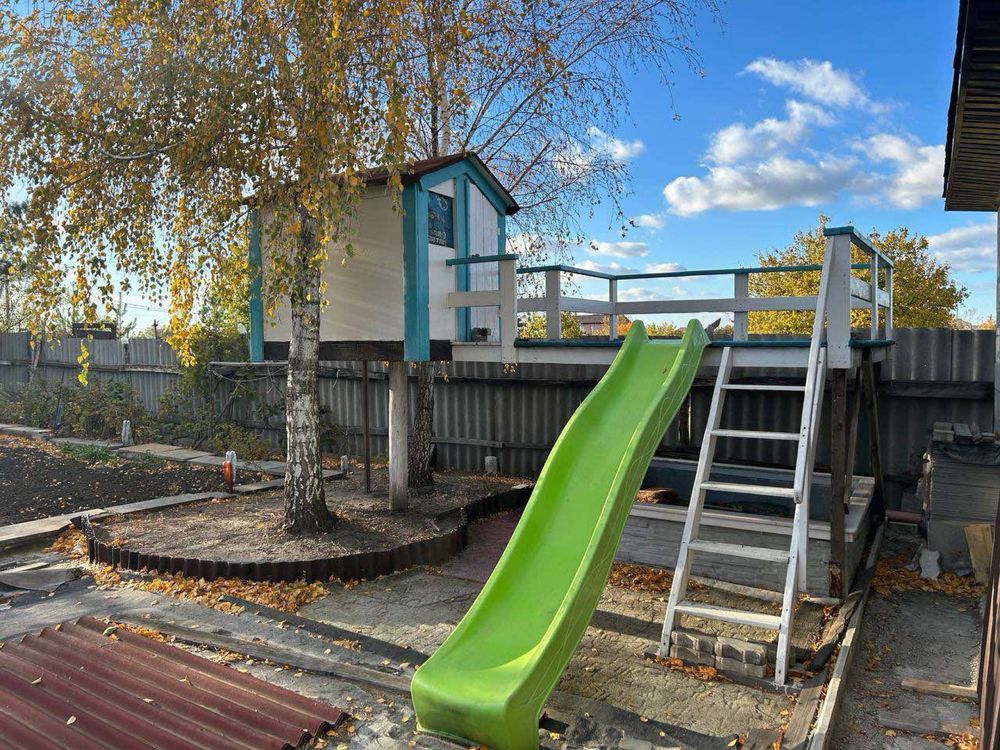 Продам двоповерховий будинок у Краснопіллі