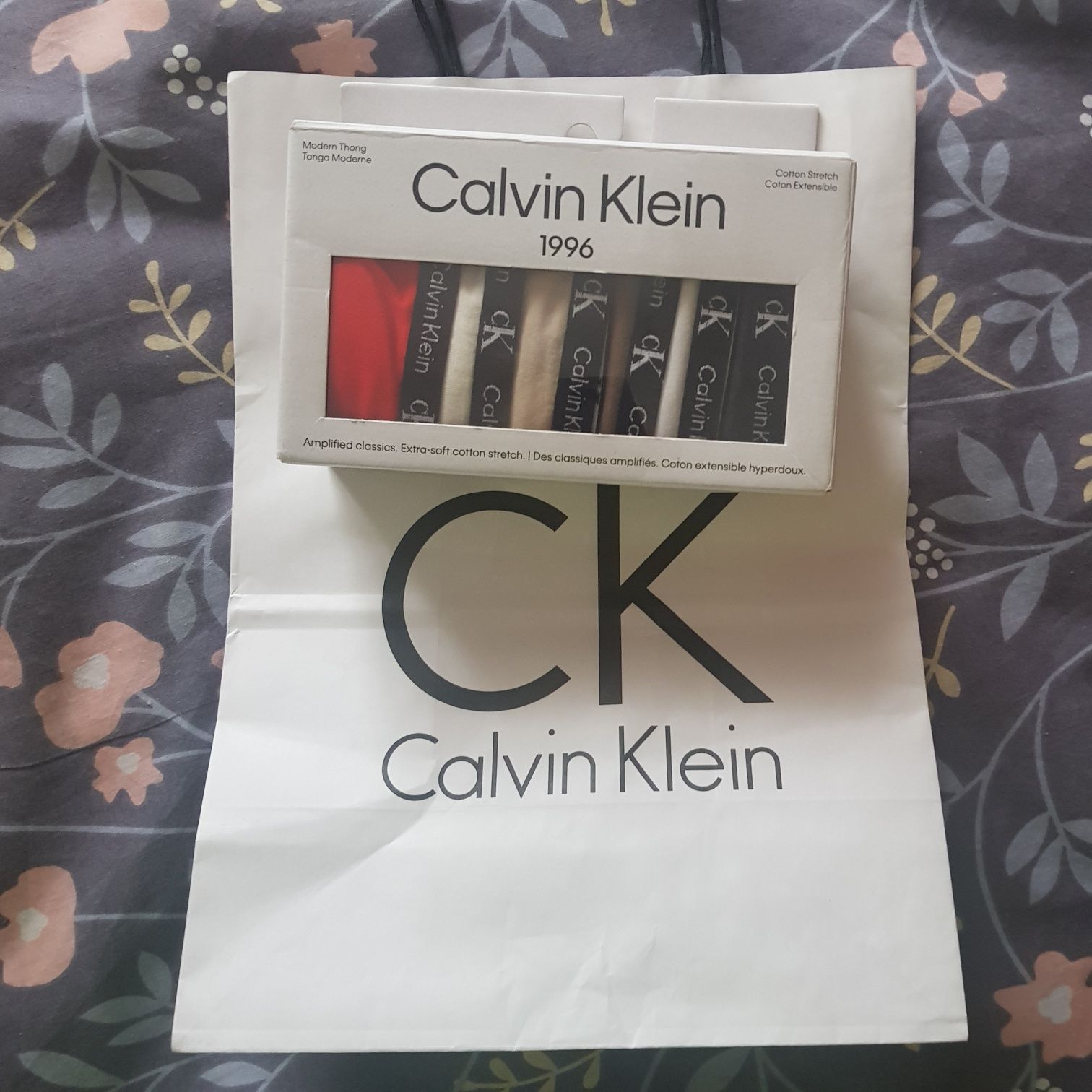 Труси, стрінги жіночі  Calvin Klein оригінал