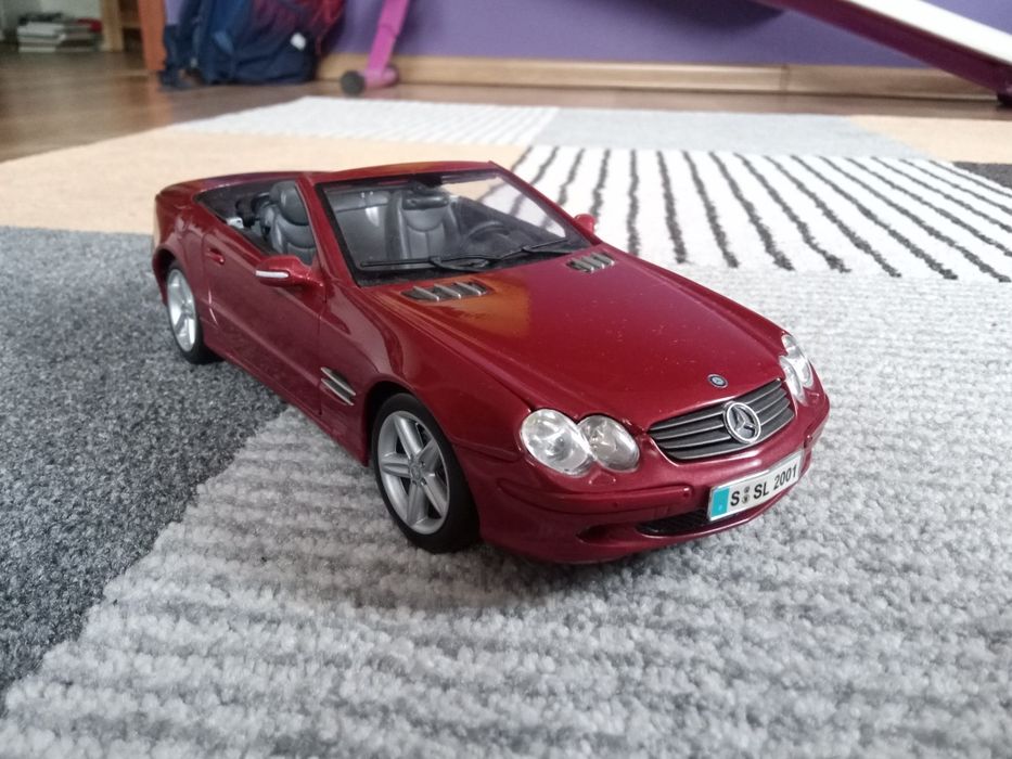 Mercedes SL R230 1:18