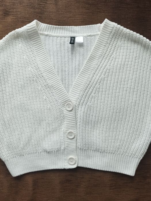 Biały sweter kardigan H&M S