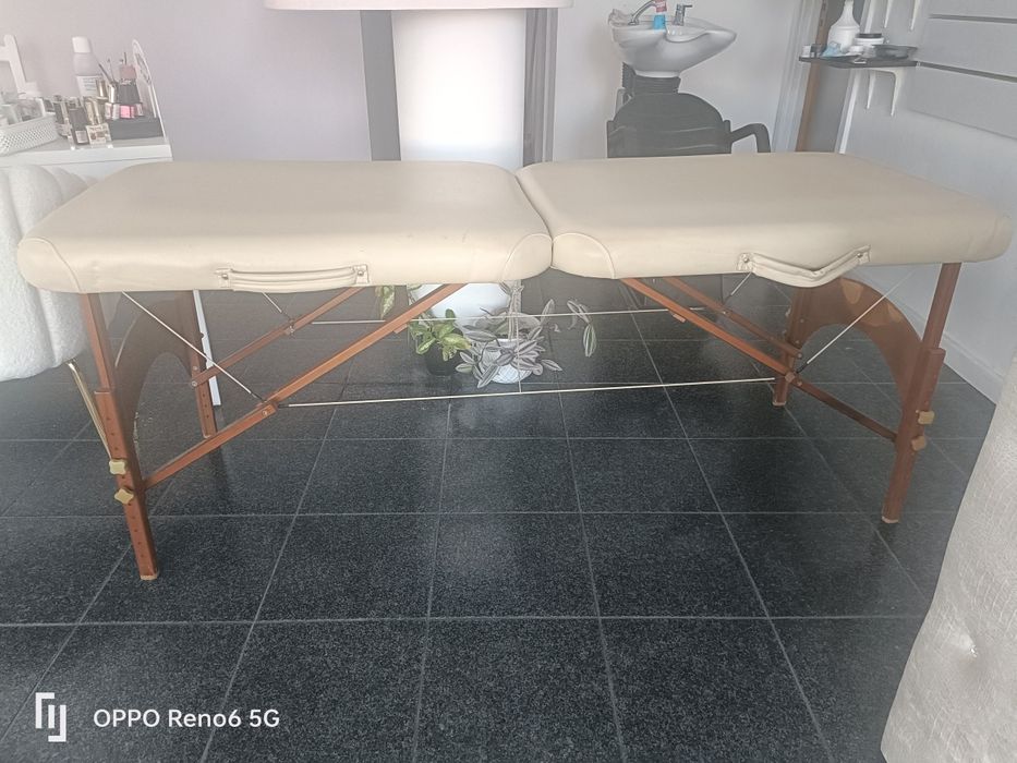 Marquesa portátil com apoio para cabeça. Preço 50.00€