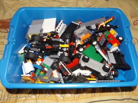 Duze pudlo klockow lego