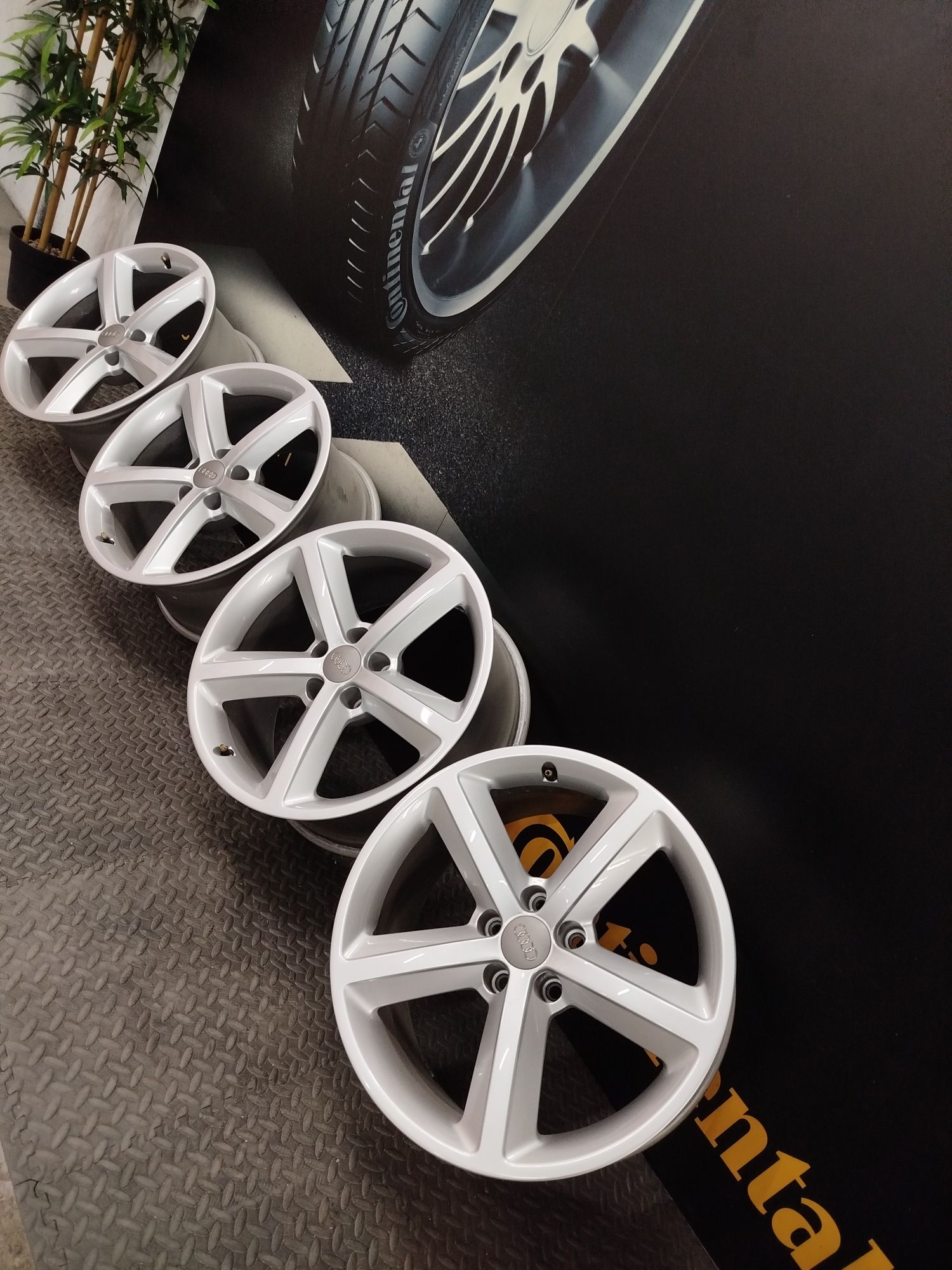 Jantes 18 originais Audi A5 S Line 5 112