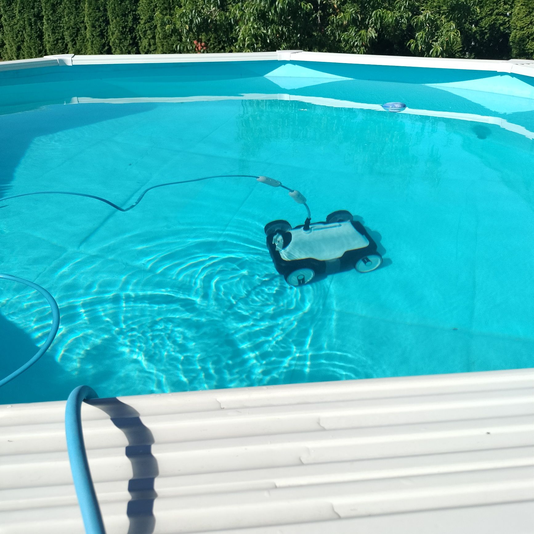 ROBOPOOL MIA 58478 automatyczny odkurzacz robót basenowy 24V BESTWAY
