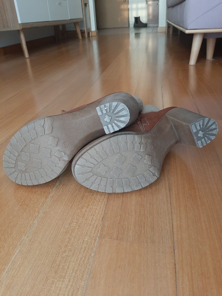 Skórzane botki Lasocki
