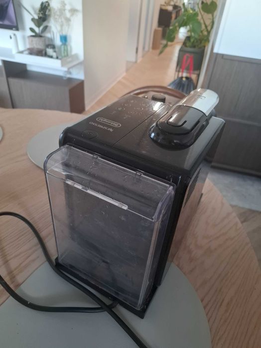 Ekspres DeLonghi EN550.B na kapsułki Nespresso