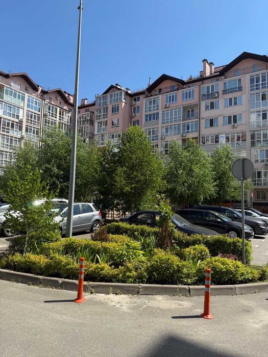 ЖК "Казка". Голосіївський р-н. вул.Лебедєва 1. Феофанія. 98 м.кв.