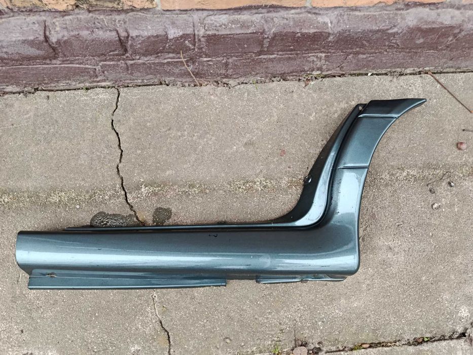 Накладка молдінг передніх лівих дверей ваз 2115