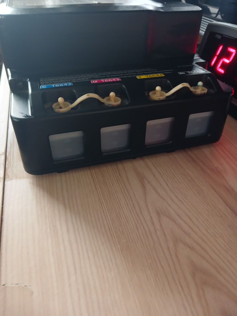 Продам принтер Epson  Л 120