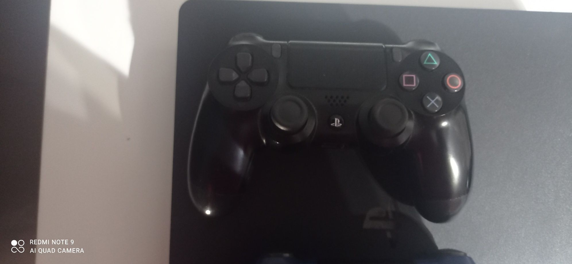 PS4 Slim 1TB, fones gaming