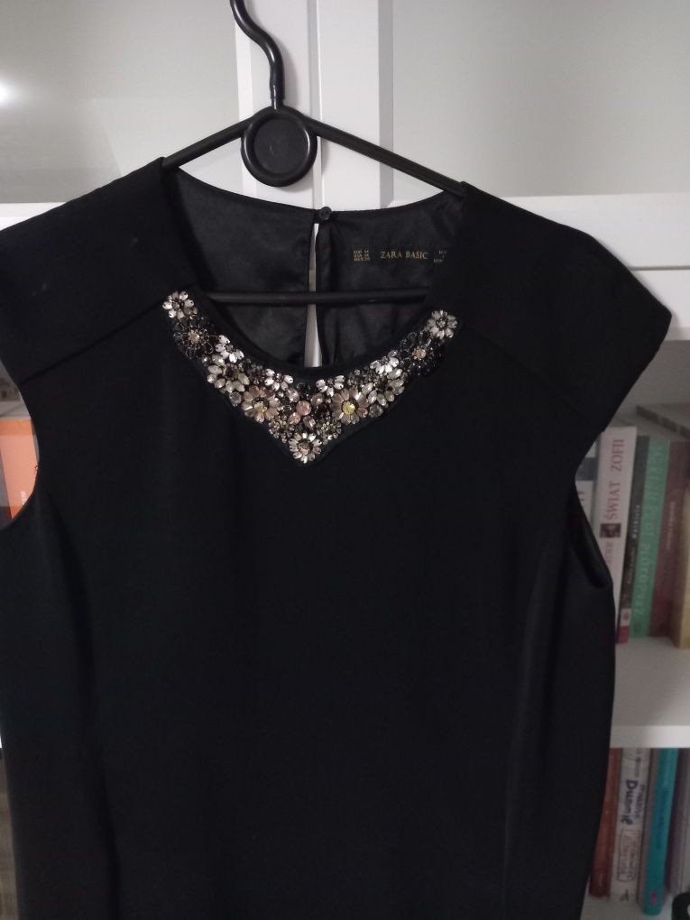 Sukienka Zara r M czarna elegancka