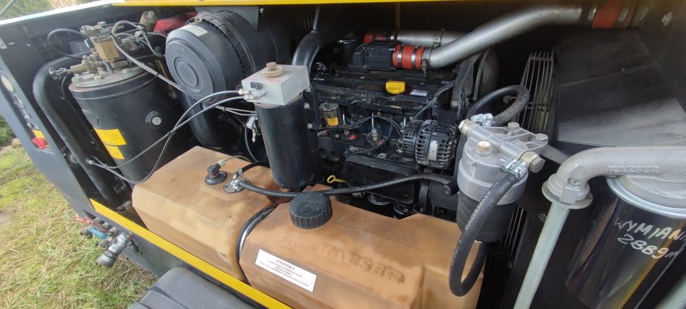 Zamiana minikoparka | Kompresor sprężarka Kaeser M121 10 bar 10m³