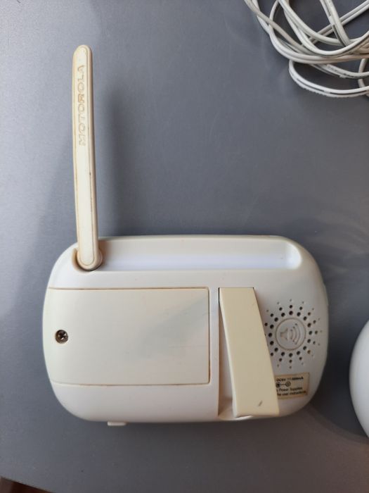 Niania elektroniczna Motorola MBP 36