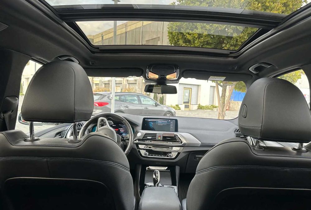 Volvo XC 90 T8 Plug-In Hybrid  2020 2.0