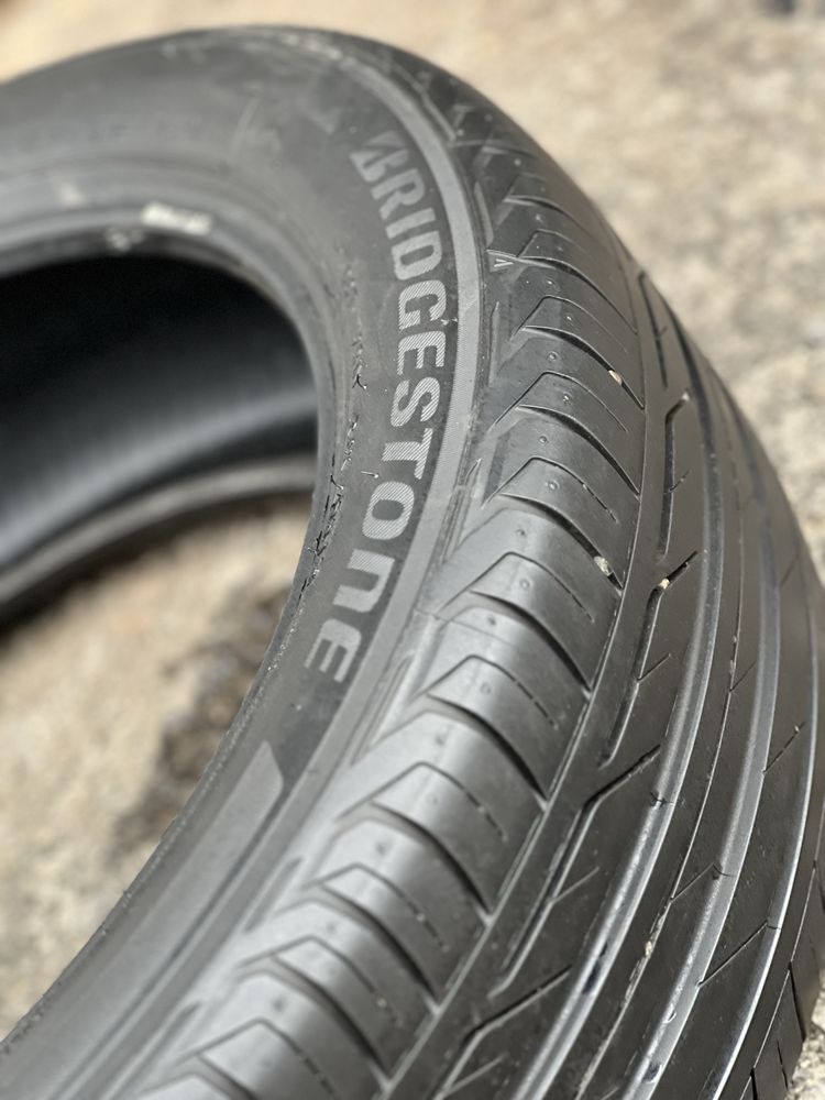 225/50 R18 Bridgestone Turanza t001 2021 рік 6мм 235/45 R18