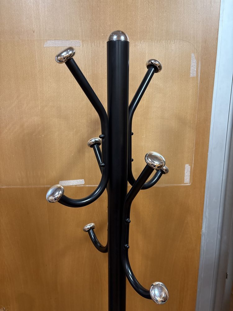 Bemgaleiro de metal com base de marmore