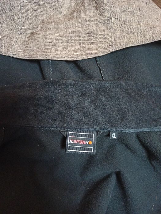 Продається куртка вітрівка