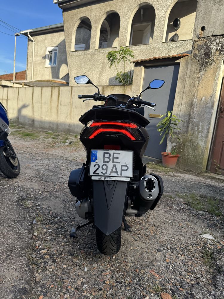 Pcx 2023 azul com 10 mil km