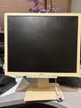 Monitor LCD Fujitsu B19-6