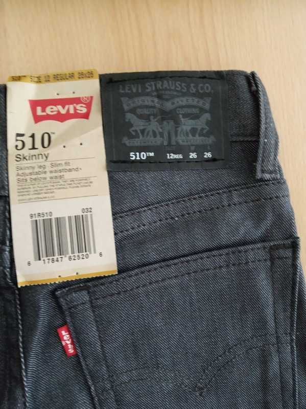 Calças da marca levis