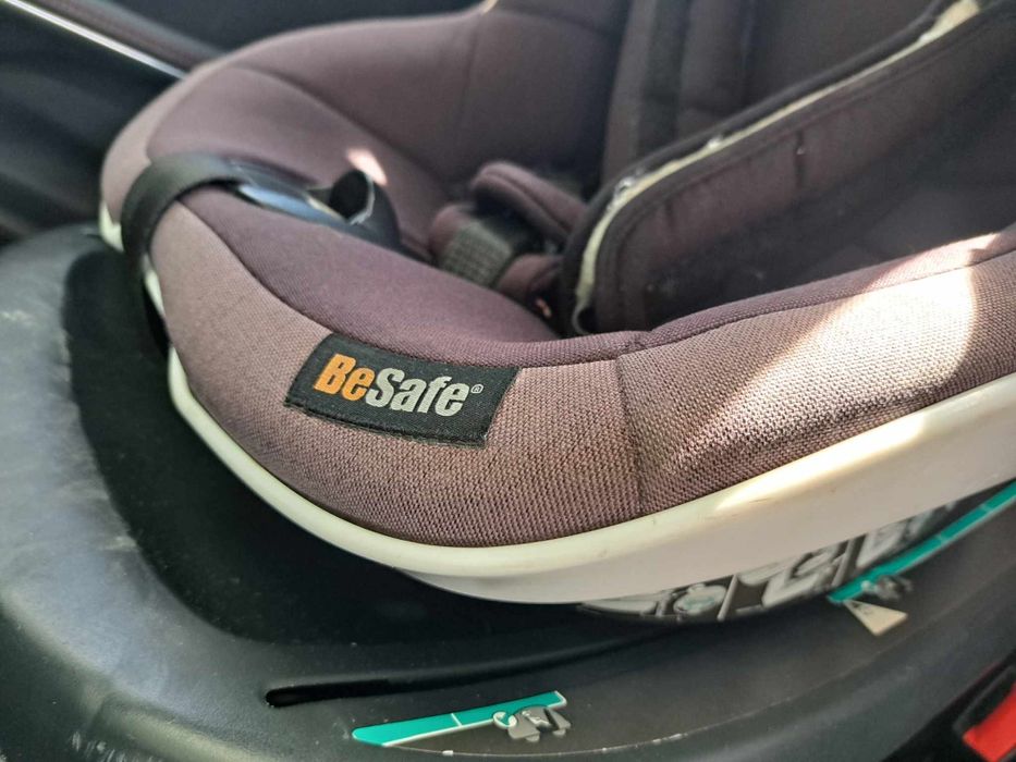 Fotelik + baza BeSafe iZi Go Modular