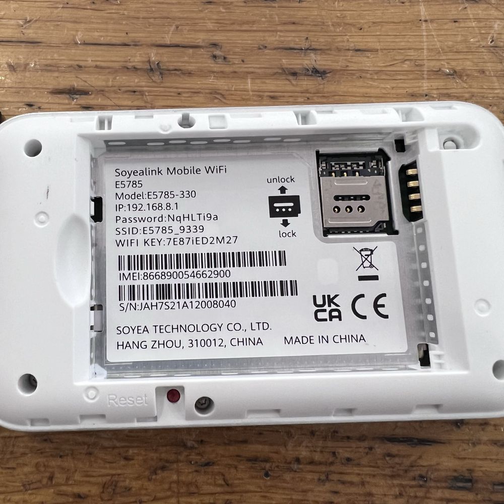 Router Huawei E5785 sem fios