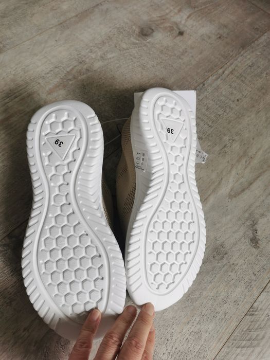 Buty, snekersy, trampki, tenisówki r. 39 nowe z metką