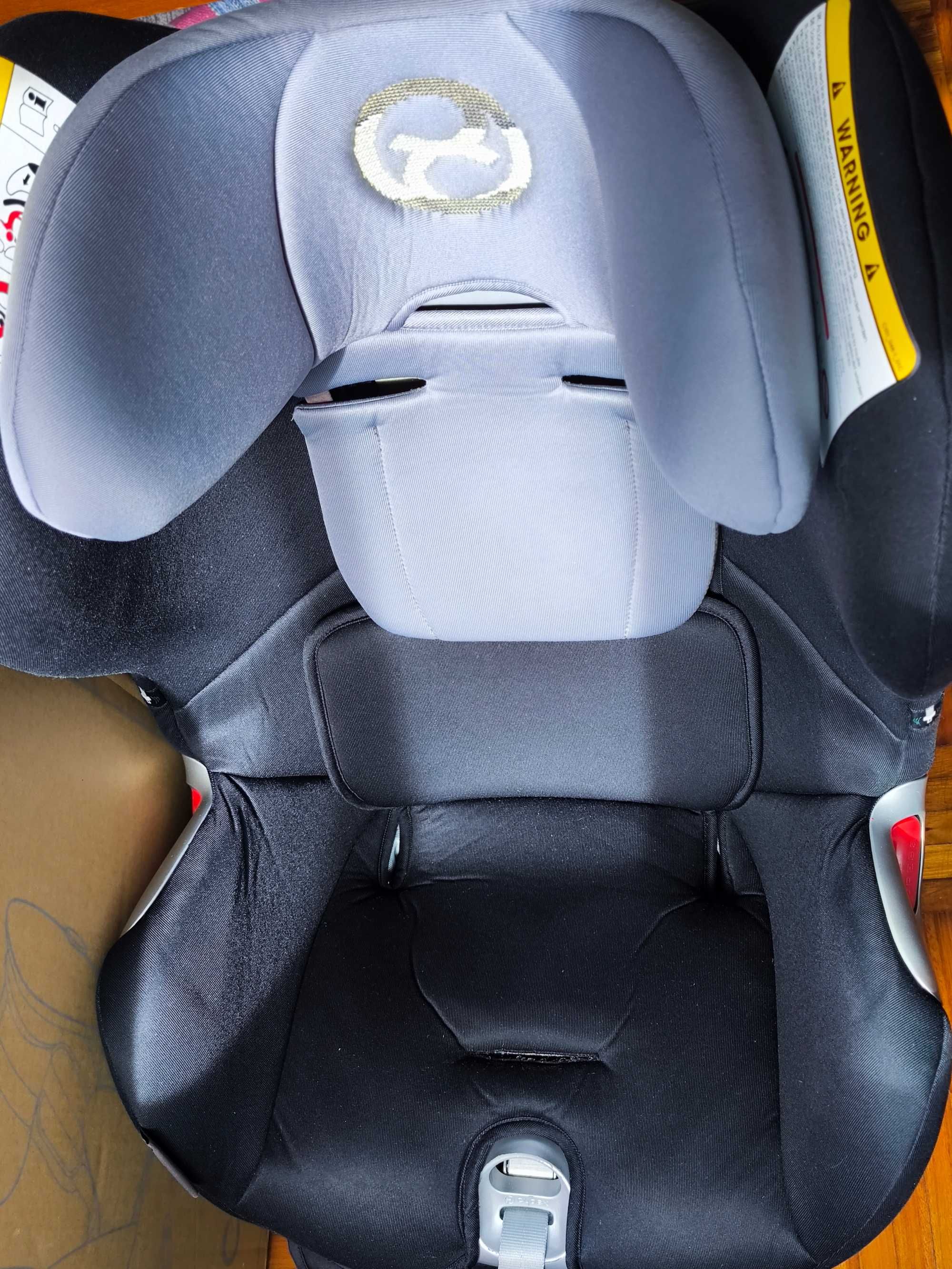 Cadeira Auto Cybex  modelo SIRONA