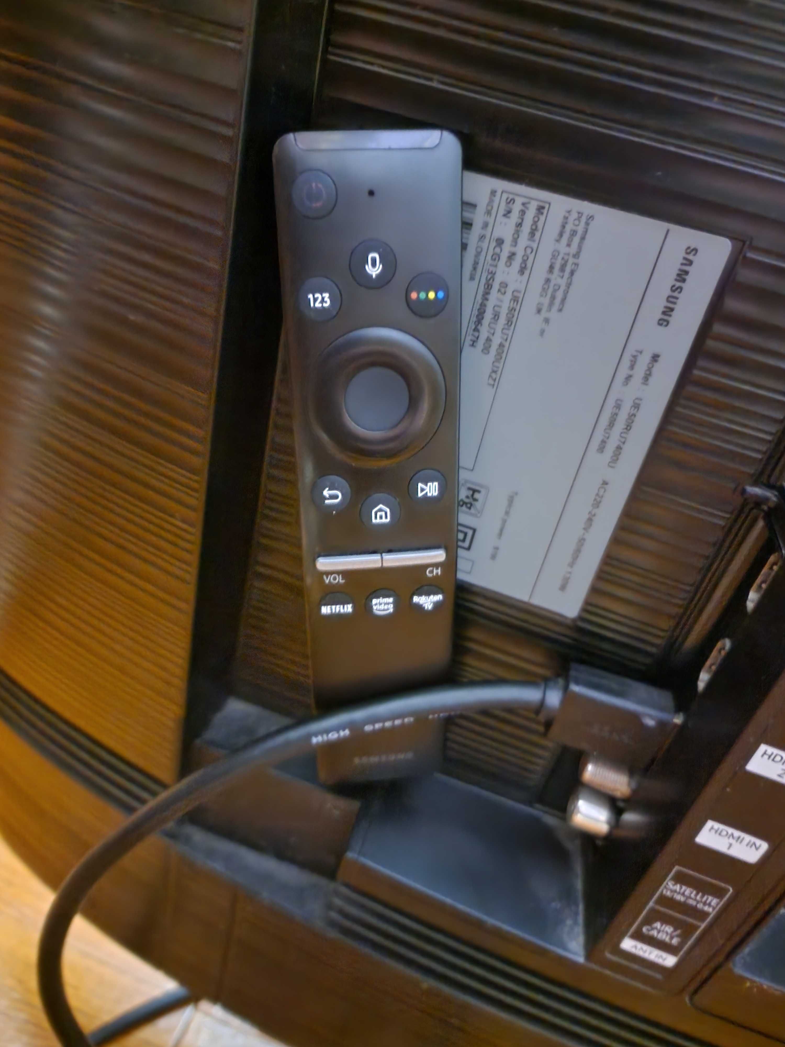 Samsung 50 smart tv 4K hdr 3840×2160  пікс 60 гц голосовий ввід