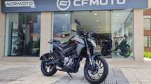 CF Moto 300NK