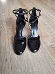 Buty na obcasie - lakierowane