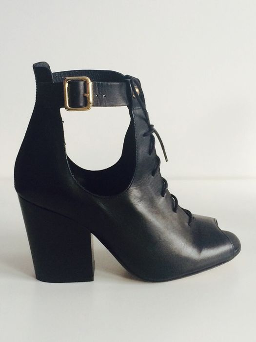 Buty na obcasie Topshop skóra