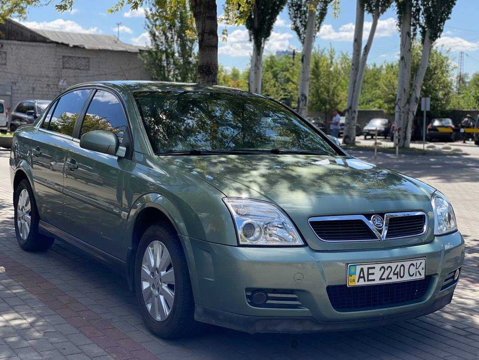 Opel Vectra C механика 2,2 бензин