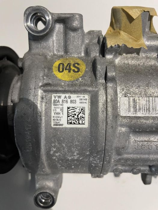 Компрессор кондиционер для Audi Q5 80A 2.0 80a816803