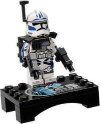 LEGO Star Wars figurka Fives z zestawu 75387 nowa