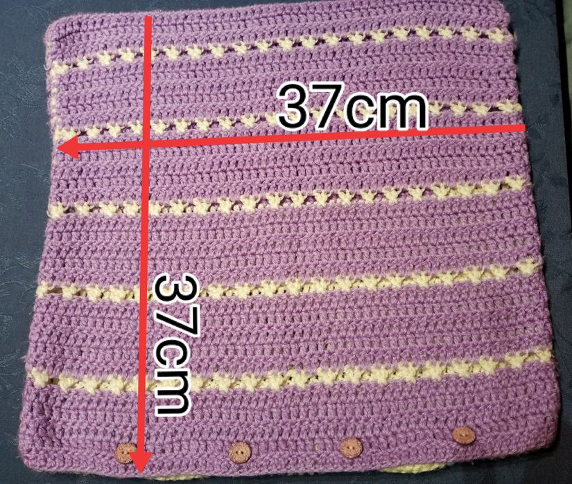 Poszewka z włóczki 37cm/37cm robiona na  drutach z bawełny