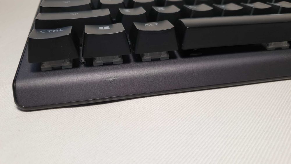 Klawiatura hybrydowo-mechaniczna Steelseries Apex 5 - jak NOWA.