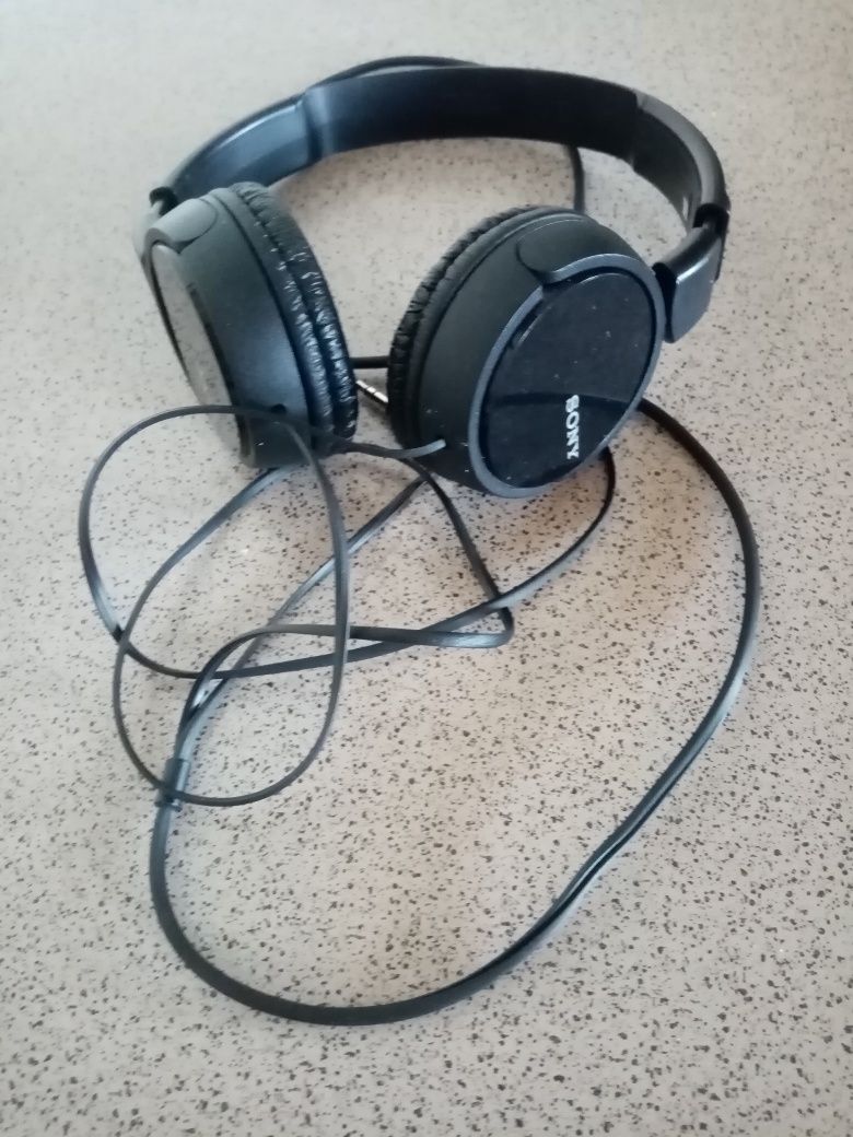Наушники накладные Sony