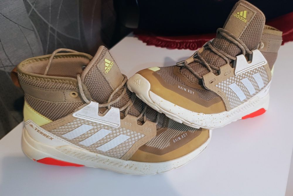 Buty zimowe terrex 36