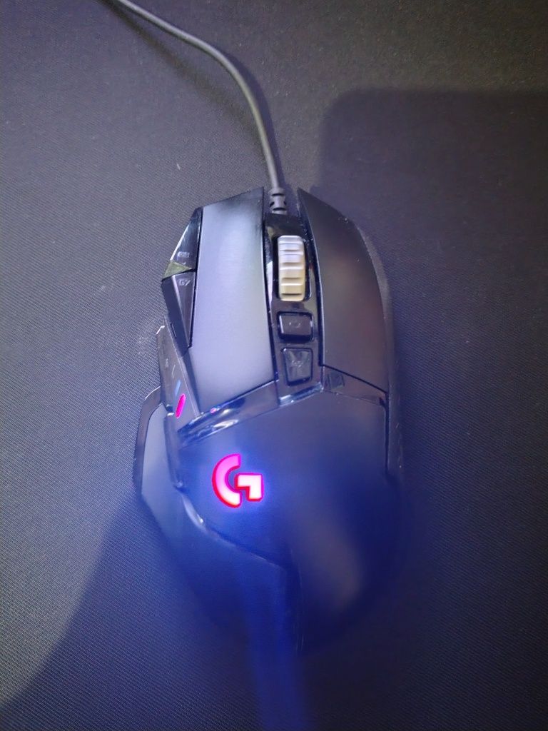 Myszka Logitech g502 posiada superglide