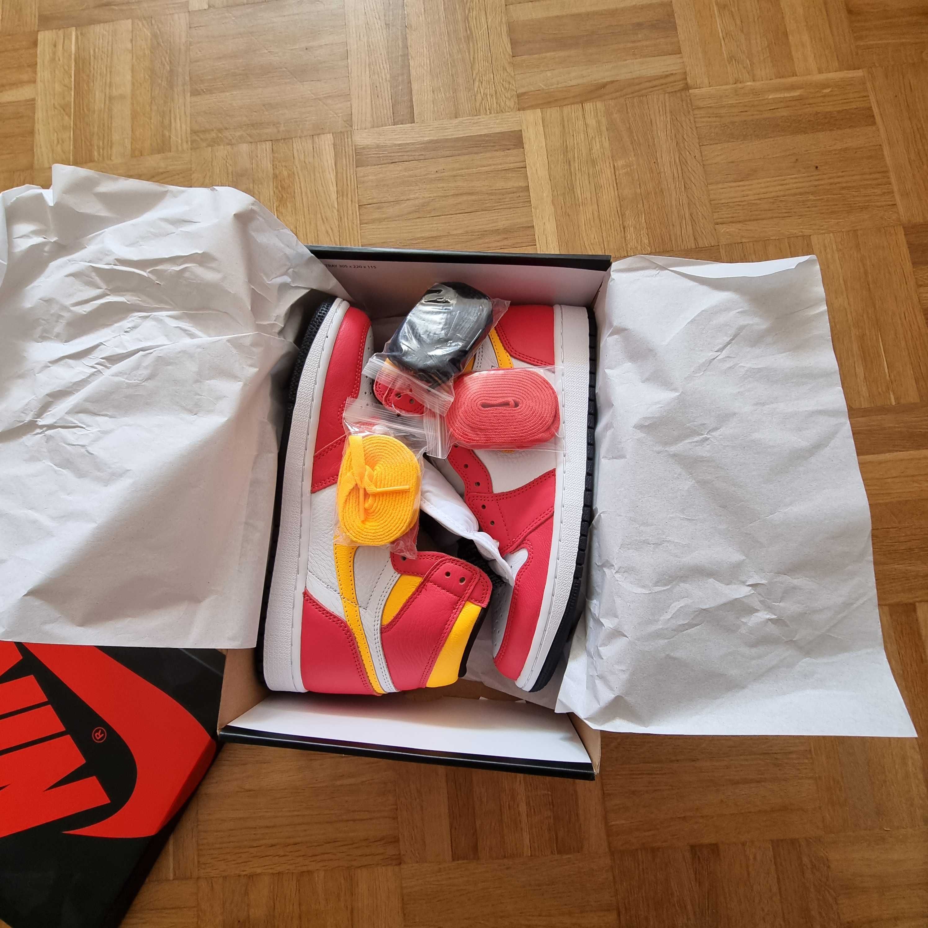Air Jordan 1 Retro High Og Light Fusion Red