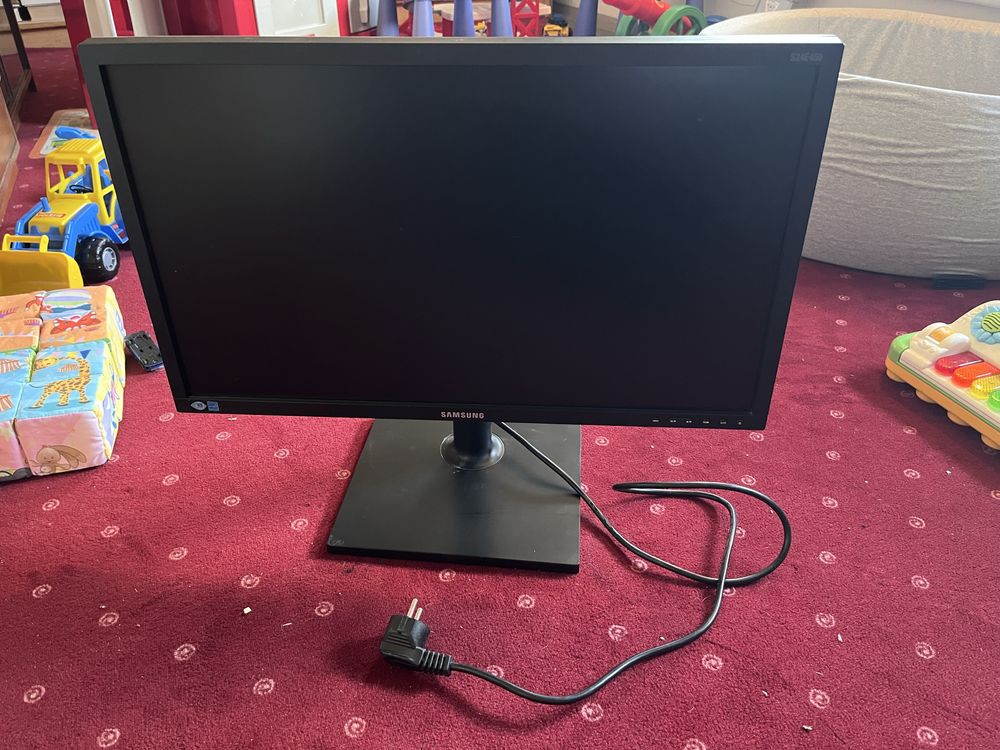 Monitor Samsung S24E450 – 24 cale, Full HD – mam 2 sztuki