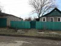 Дом  с гаражем поселок Ивановка ( центр)