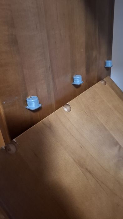 Estante com 4 gavetas