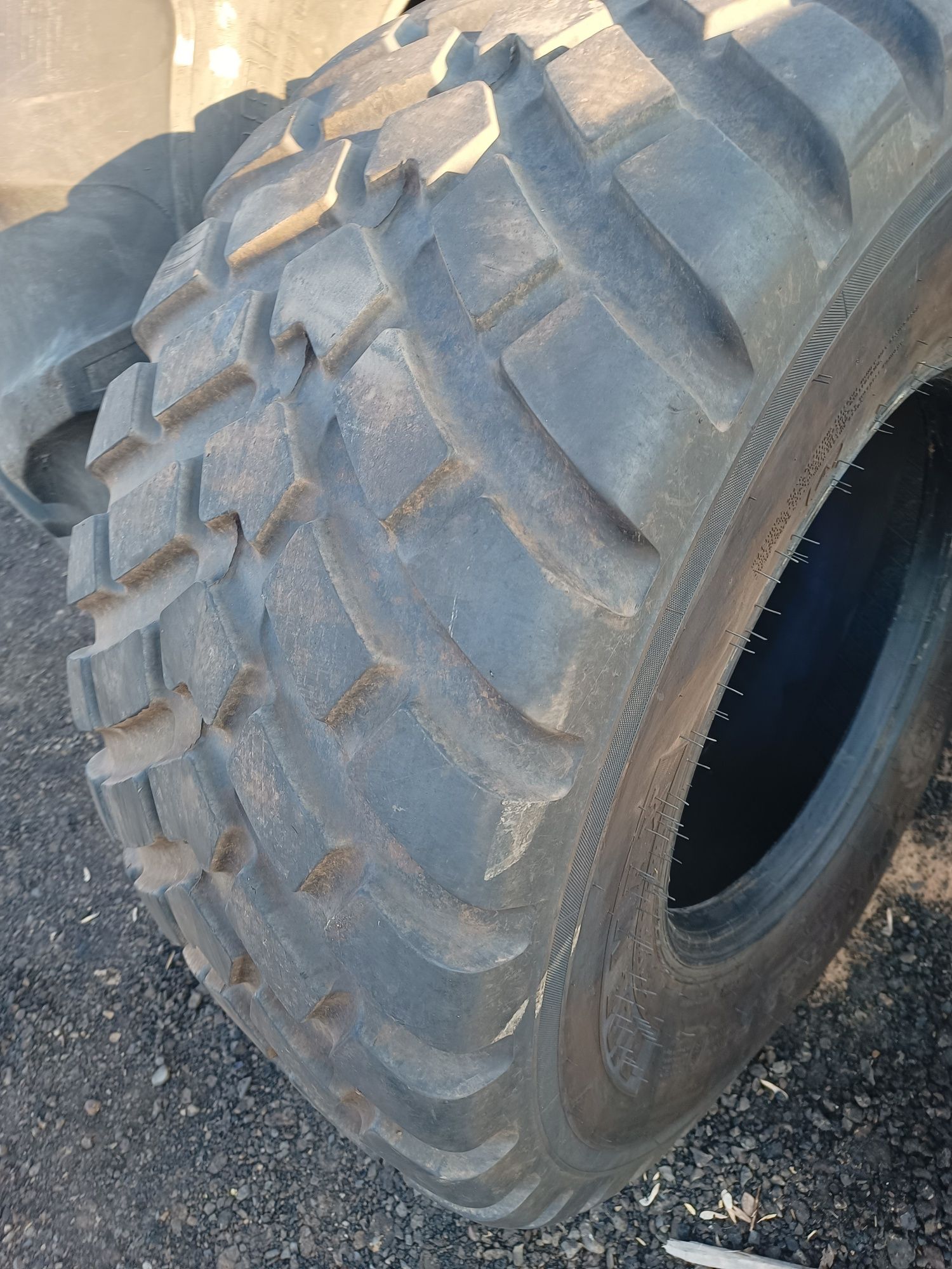 Opona rolnicza 500/60r22.5 bkt dla 693m ridemax przyczepa tandem beczk