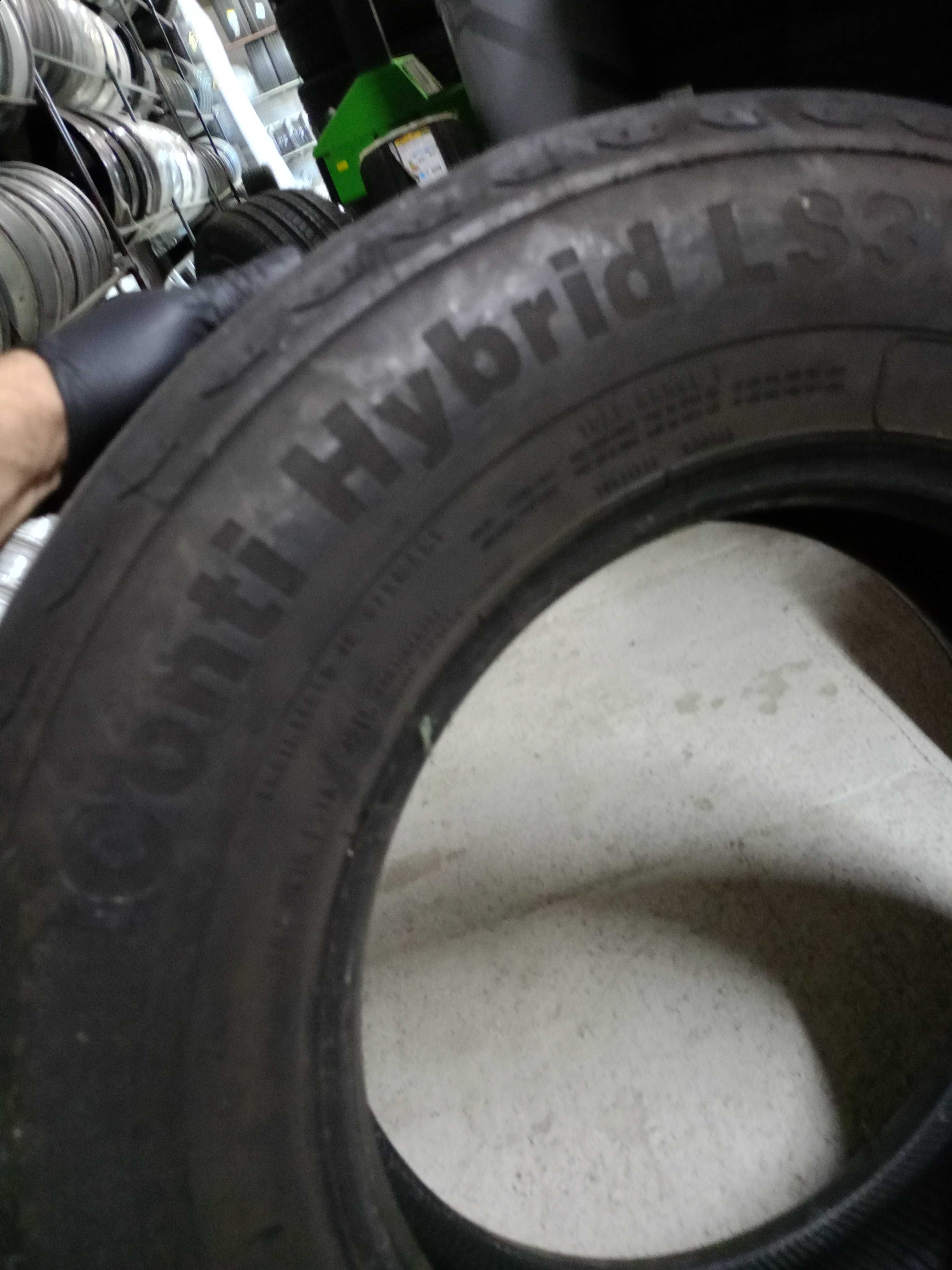 215/75R17.5 126/124M Continental Conti Hybrid LS3