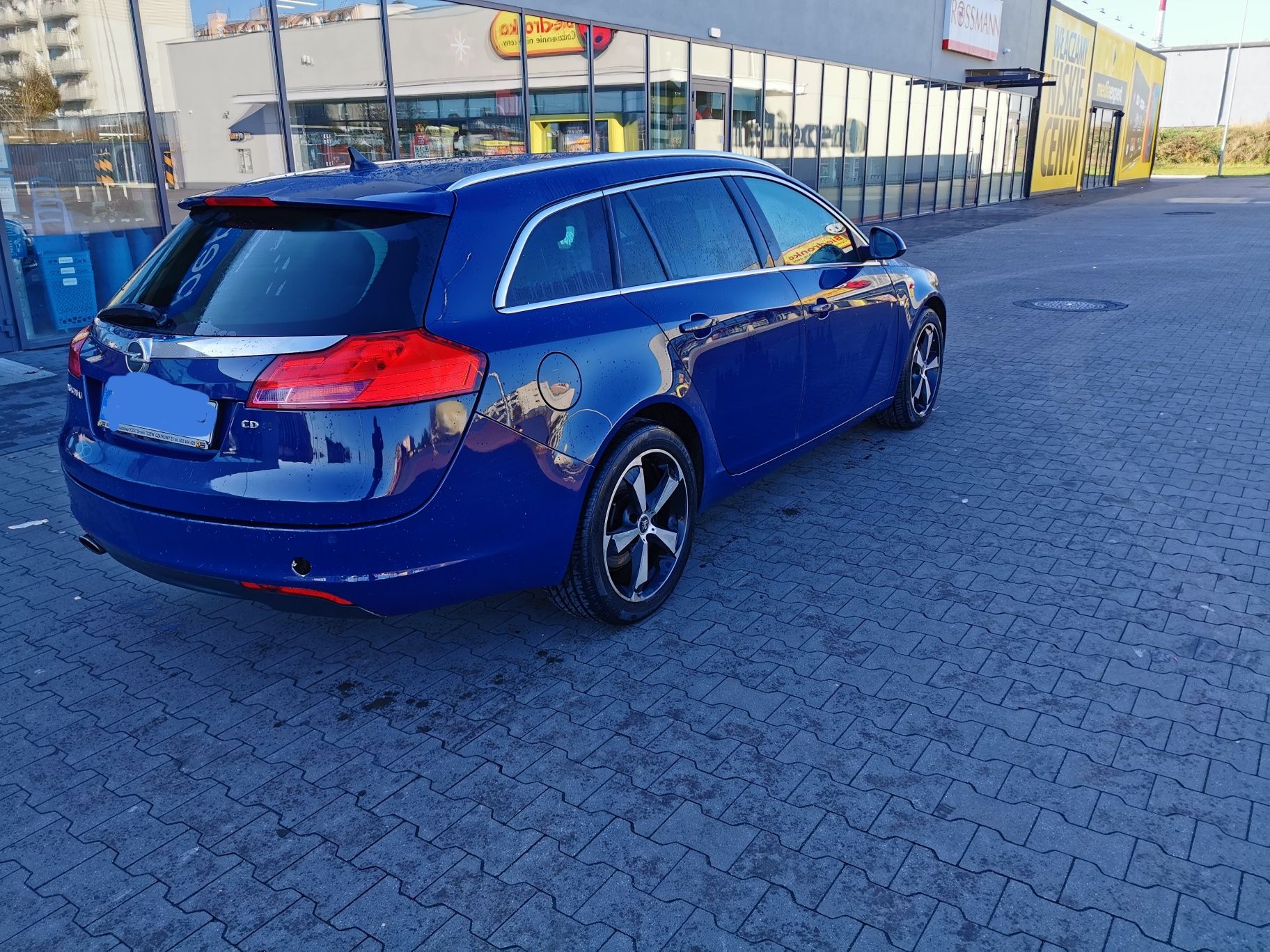 Opel insignia sports tourer