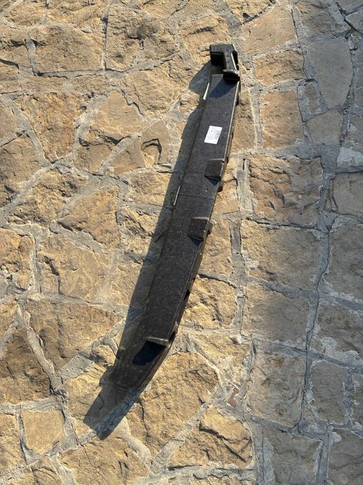 Абсорбер переднього бампера VW Golf VII абсорбер Гольф 7