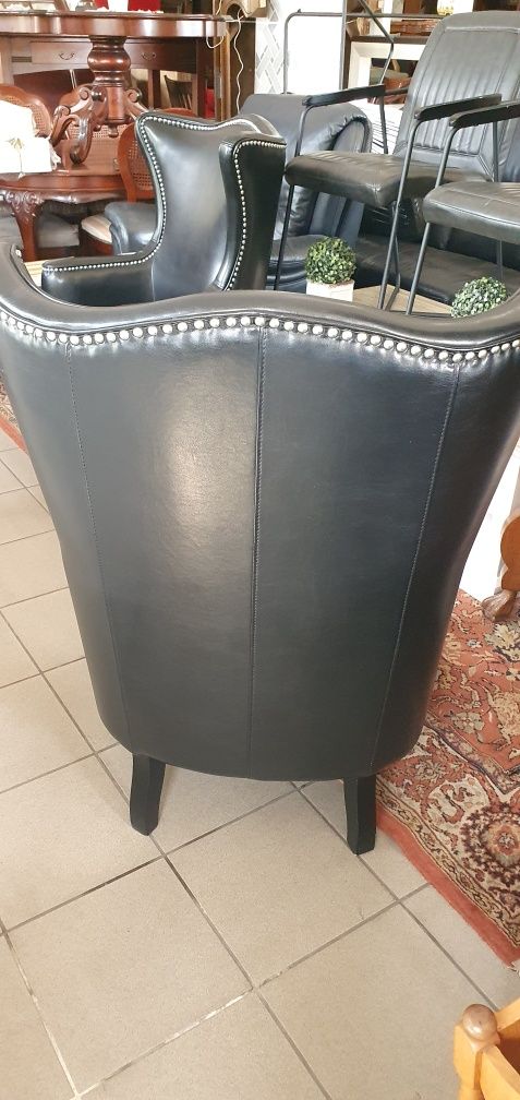 Fotele w stylu Chesterfield ( uszaki )